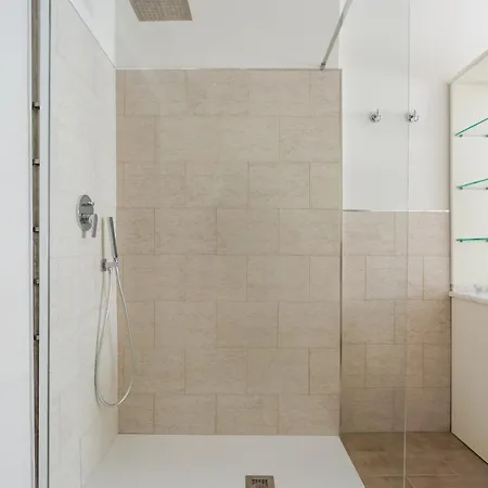 Rena - Garibaldi Station Napels